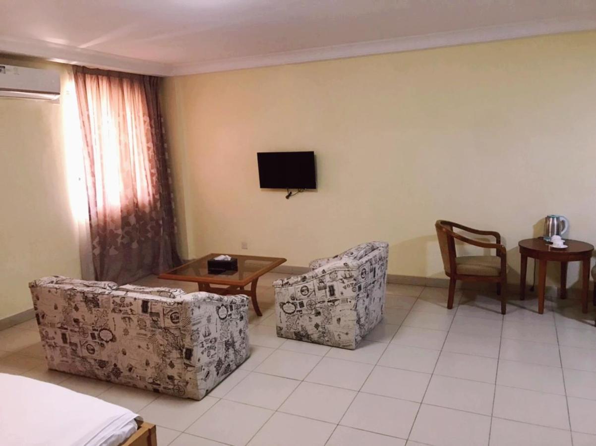 Hotel Marjorie 'Y' Tema Exterior photo